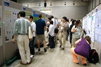 Presentation at the venue of the poster session (Yokohama)