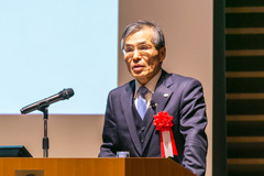 大阪大学　総長　西尾　章治郎氏