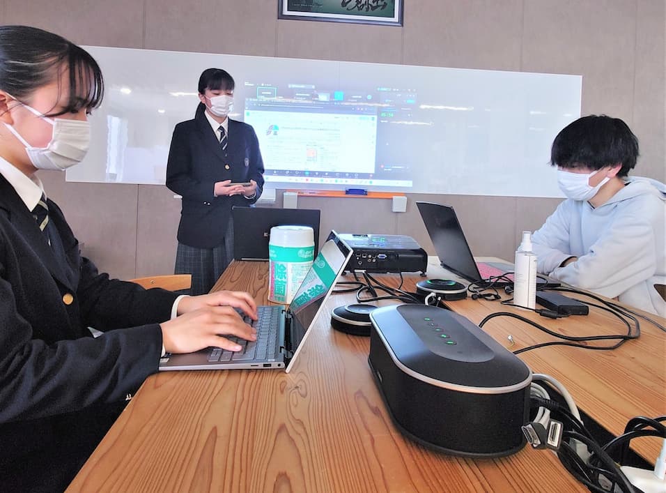 芝浦工業大学へ進学を希望する高校3年生が大学の講義を履修したり、志望する研究室と連携しながら課題研究に取り組んだりする教育プログラムの開発の画像