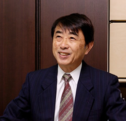 井上　孝太郎