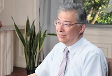 directorAsano_photo