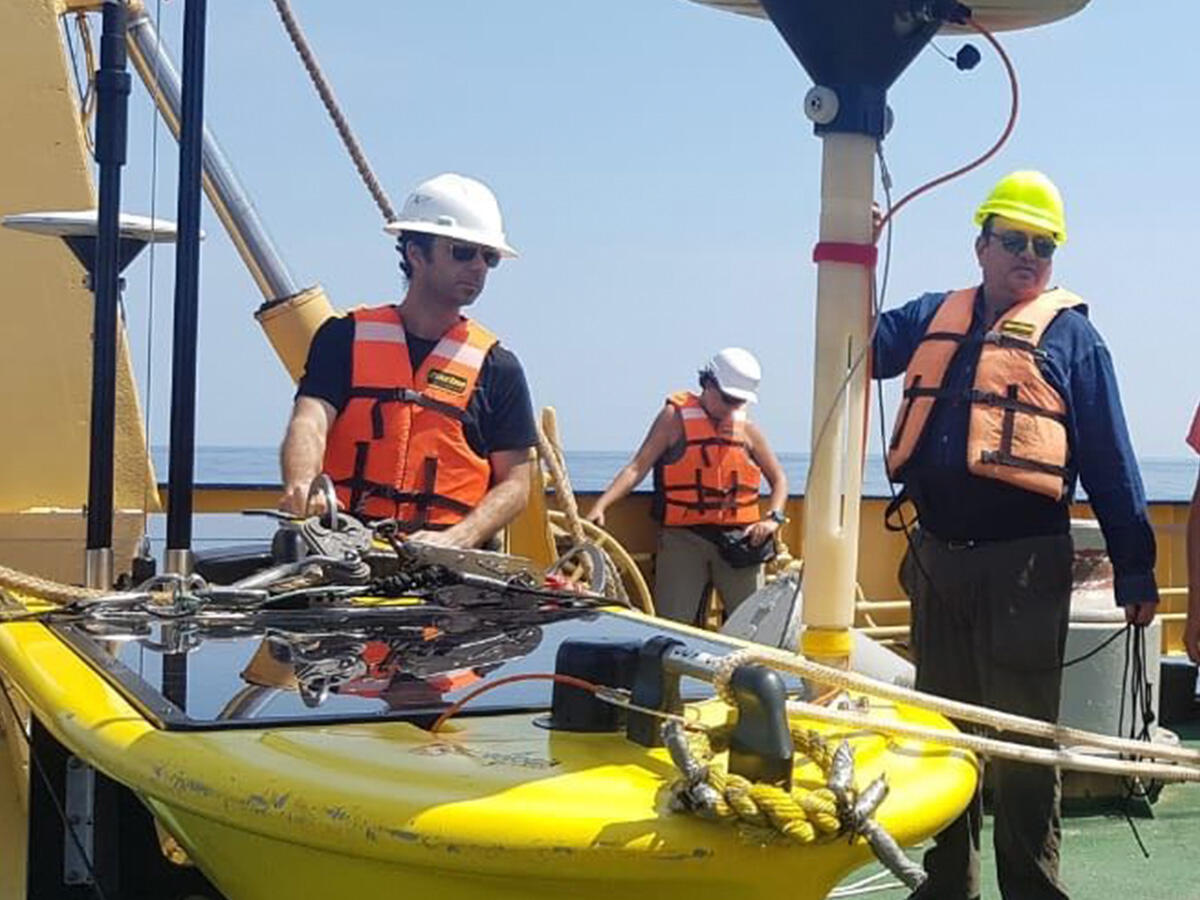 Waveglider for the seafloor geodetic observation