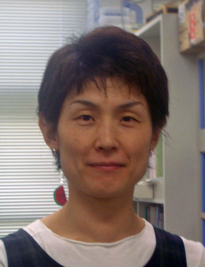 白壁 恭子