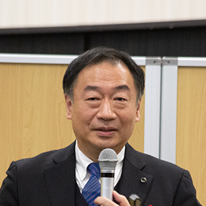 Picture：　Professor Sasaki