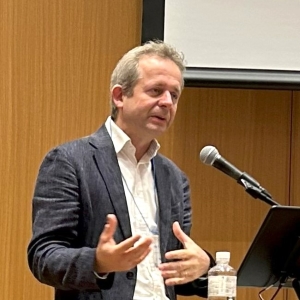 Bernd Pulverer 氏