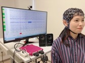 ▲ 生理データ(64ch脳波と自律神経指標)の計測(成果2)