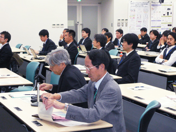 PRESTO Research Supervisor, Dr.Kasuga, CREST Research Supervisor, Dr.Nagai (photo)
