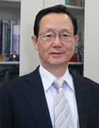 小長井 誠 研究総括