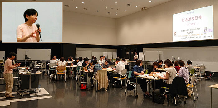 仲代表と会場の様子 仲代表と会場の様子