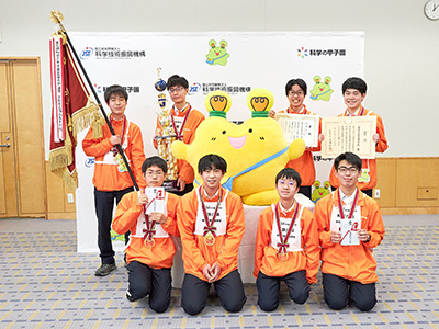 第12回大会では神奈川県代表栄光学園高等学校が総合優勝
