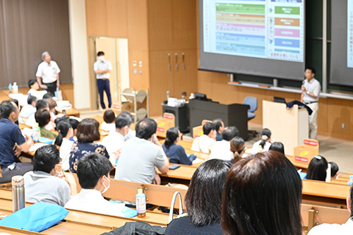 取組例2：教員・保護者に向けた体験の機会や情報の提供