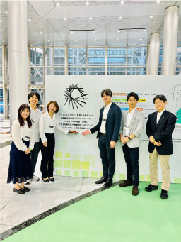 登壇者集合写真